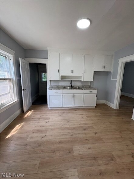 Photo - 946 E 79th St Unidad 2