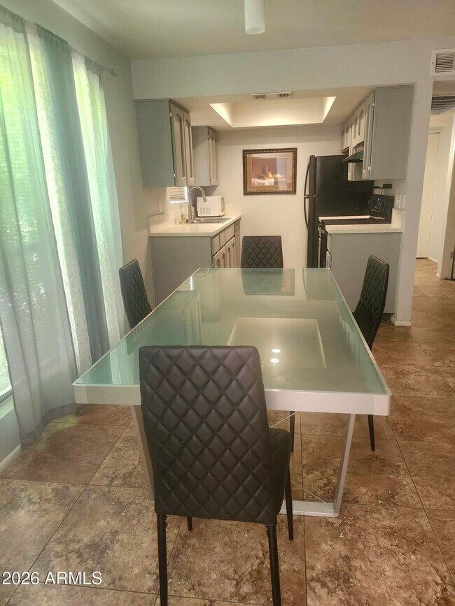 3119 W Cochise Dr Unidad 131