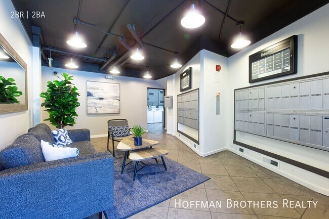 Photo - 11473 Riverside Dr Unit 117