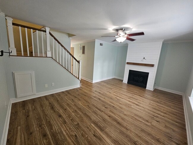 Photo - 634 Cobblestone Dr Unit 634