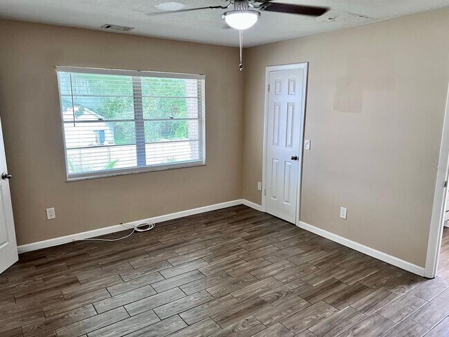 Photo - 162 Windtree Ln Unit 204