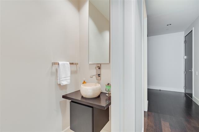 Photo - 2408 Victory Park Ln Unit 1233