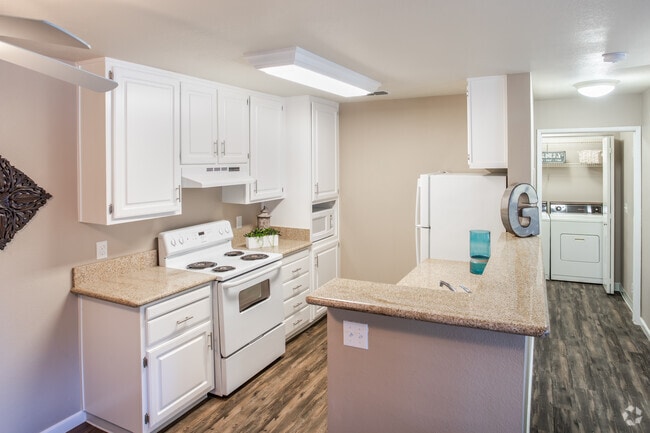 2BR, 2BA - Sierra - Greenback Ridge