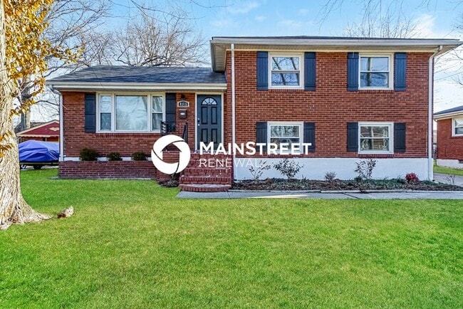 Photo - 3 Bedroom Pet-Friendly Home in LOUISVILLE, KY with Main Street Renewal