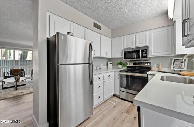 Photo - 3409 S Rural Rd Unidad St