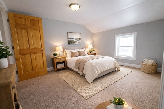 Photo - 37 N Virginia St