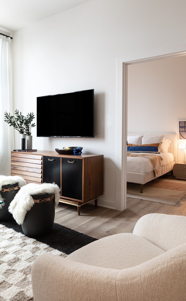 Photo - Jasper House