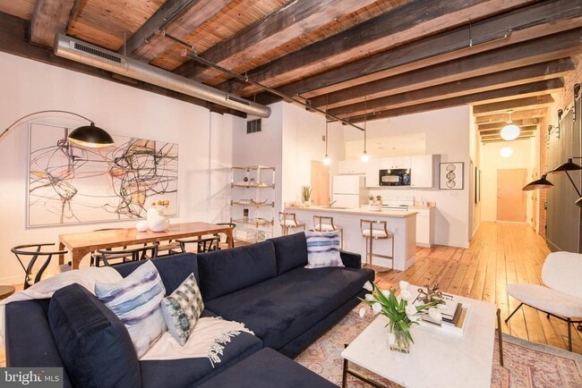 Building Photo - 1099 Germantown Ave Unit M112 Rental