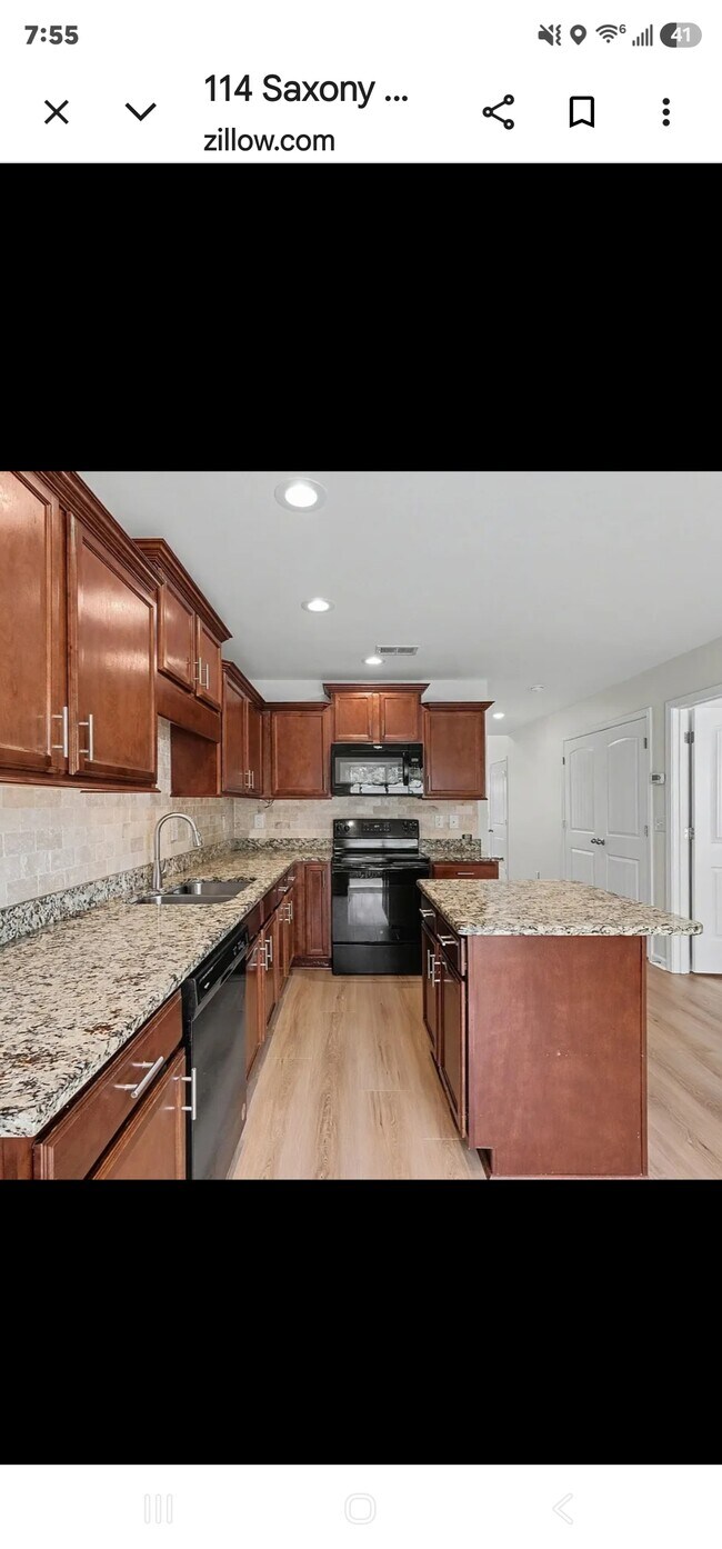 114 Saxony Way