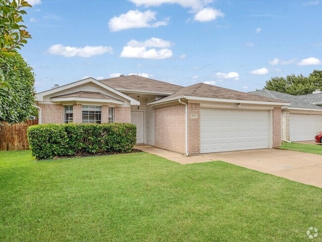 Building Photo - 5816 Clarion Trail Rental
