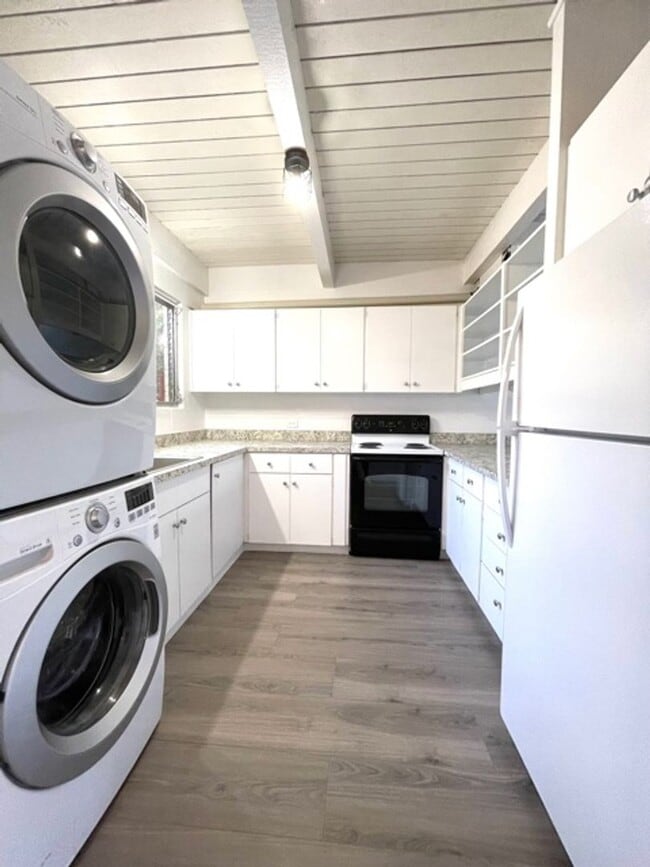 Photo - 2 Bedroom, 2 Bathroom, 1 Parking (Tropic G...