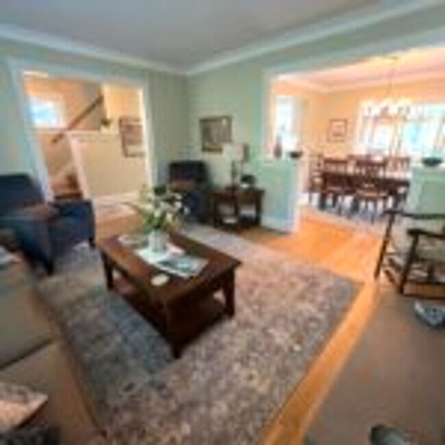 Photo - 4424 Gilliat St