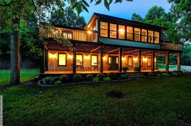 Building Photo - 3261 Eden Dr