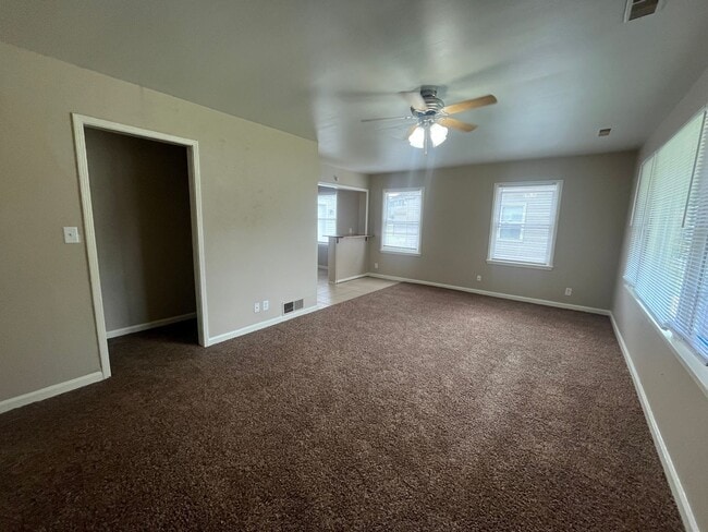 Photo - 4319 Standish Dr