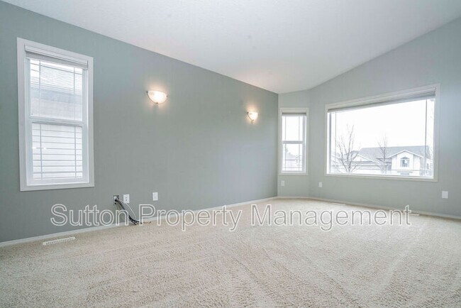 Photo - 10930-10967 AvenueKey 6