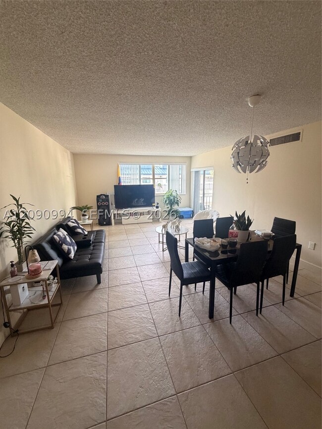 Photo - 460 W Park Dr Unit 202