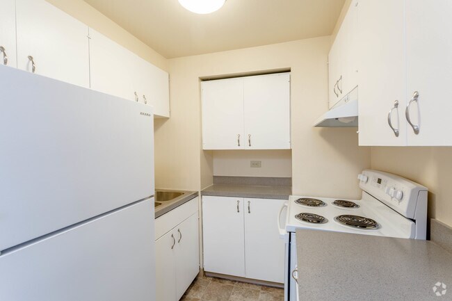 Avon North Apartments