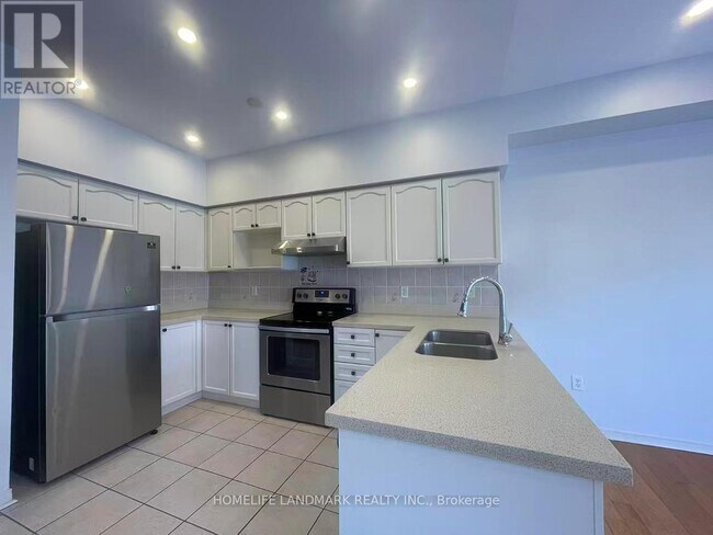 Photo - 53 Ralph Chalmers Ave