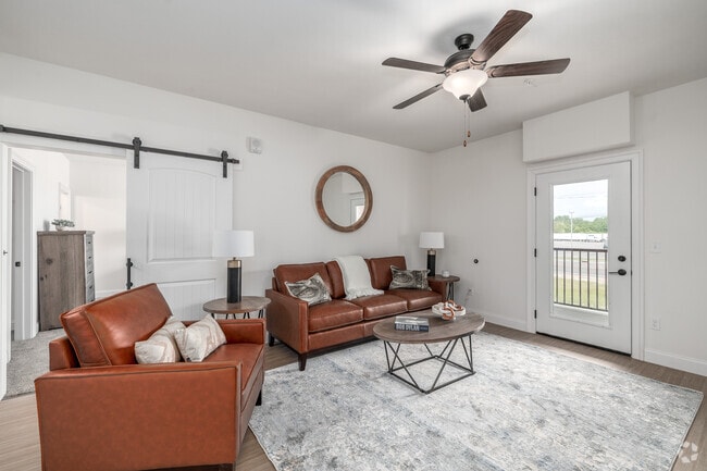 2BR, 2BA - 1,250SF - Living Room