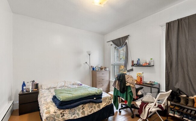 78 Hillside St Unit 3