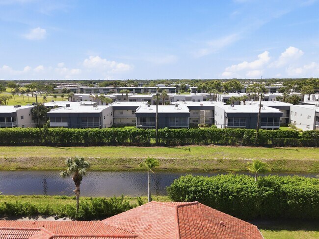 Photo - 226 Normandy Ln Unit E