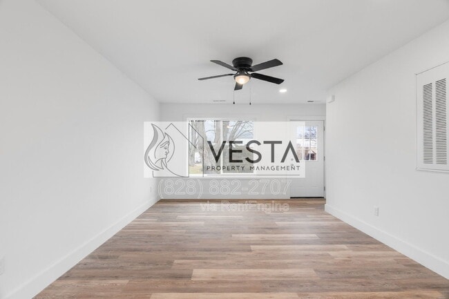 Photo - 61 Scates St