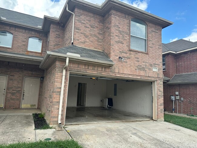 Building Photo - 5733 Blackmon Ct Rental