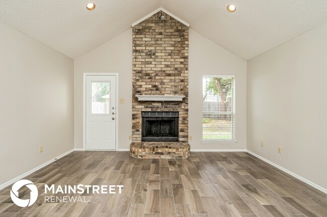 Photo - 2878 Briar Hill Dr