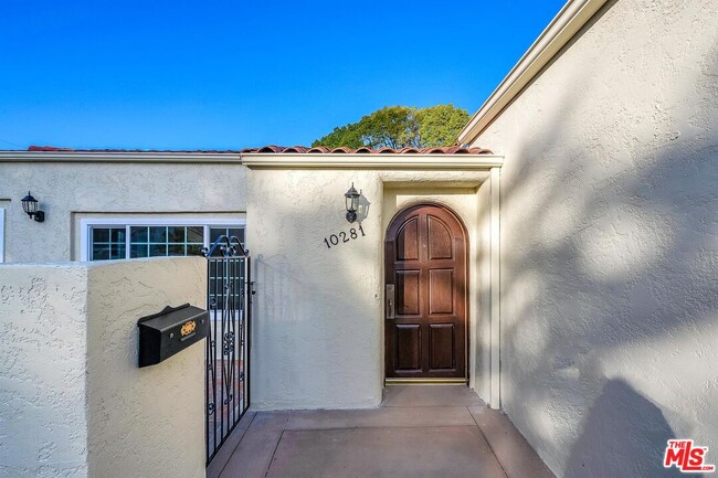 Photo - 10281 Dunleer Dr