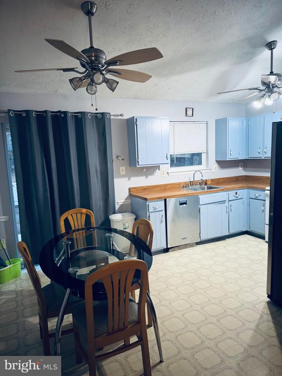 Photo - 3041 Blackland Ct