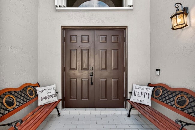 Photo - 1005 Cedar Falls Dr