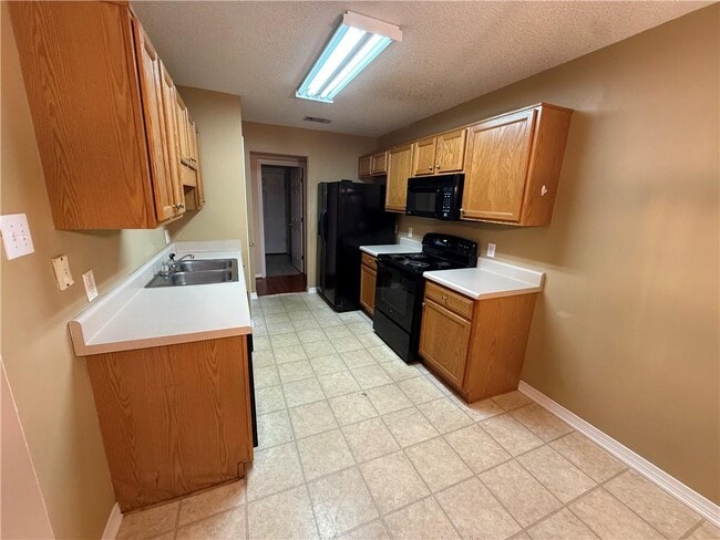 Photo - 1363 Kilearn Dr