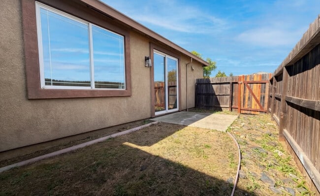 Photo - 401 Caravaggio Cir