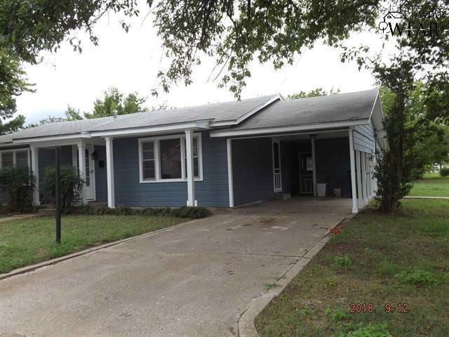 Photo - 203 E Spring St House