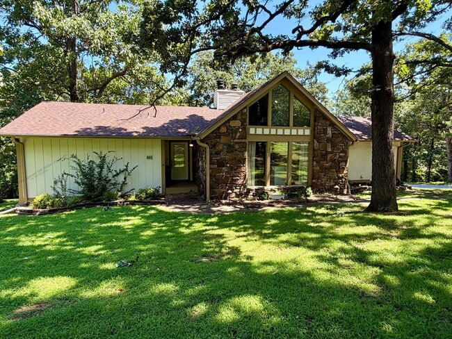 Building Photo - 602 Azure Hills Dr