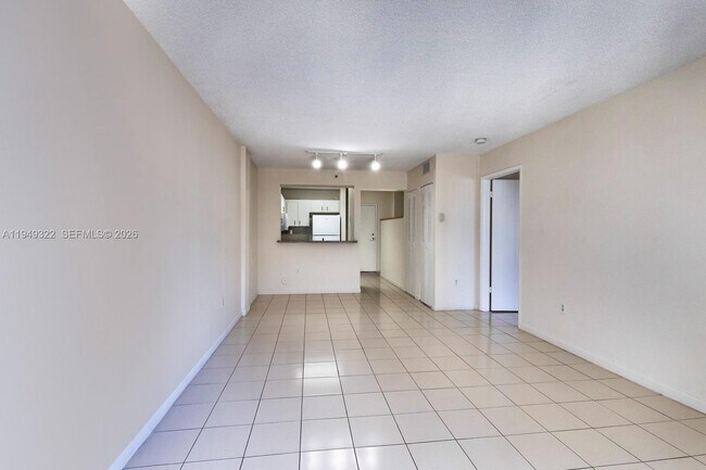 Photo - 2660 SW 37th Ave Unit 308