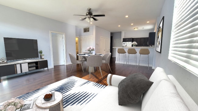 Building Photo - 504 S Oakley Blvd Unit 2