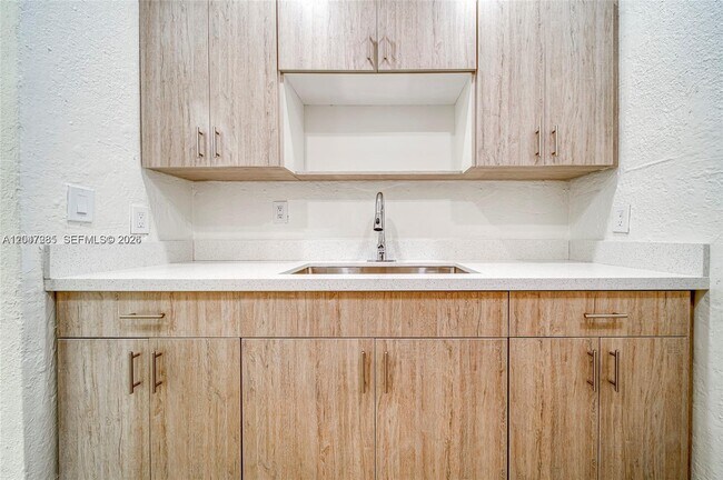 Photo - 1747 NW 40th St Unit 1747