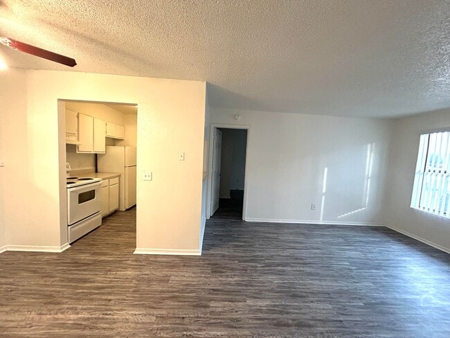 Almonte Apartments