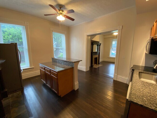 Photo - 877 Dennison Ave Unit B