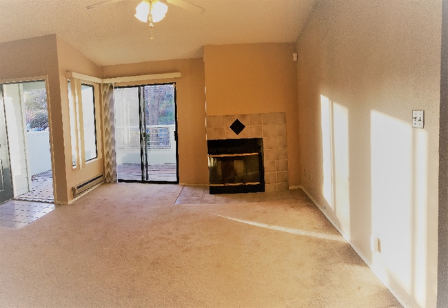 Photo - 1201 Glen Cove Pkwy