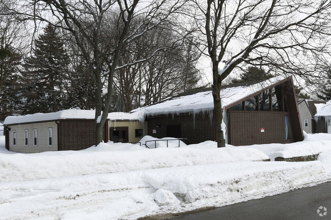 Photo - Groveland Apartments