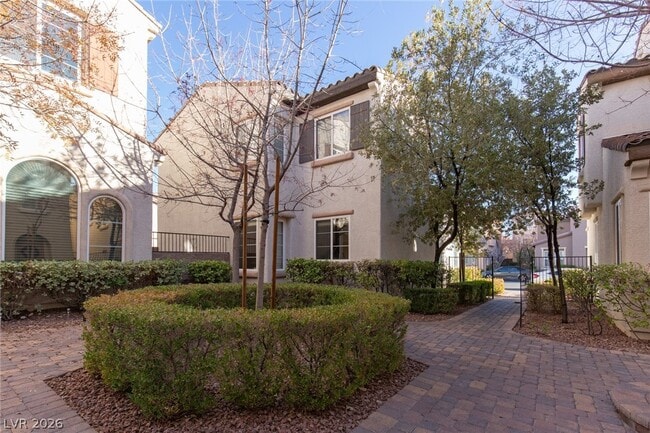 Photo - 1929 Granemore St