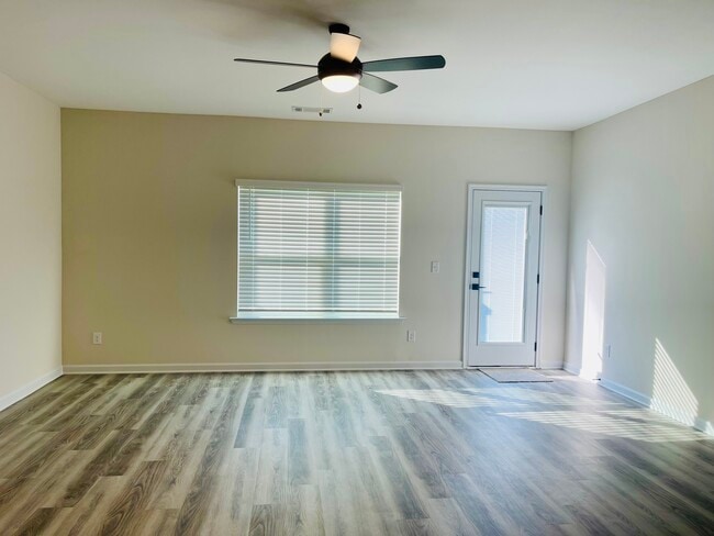 Photo - 3924 Saddle Bag Ct