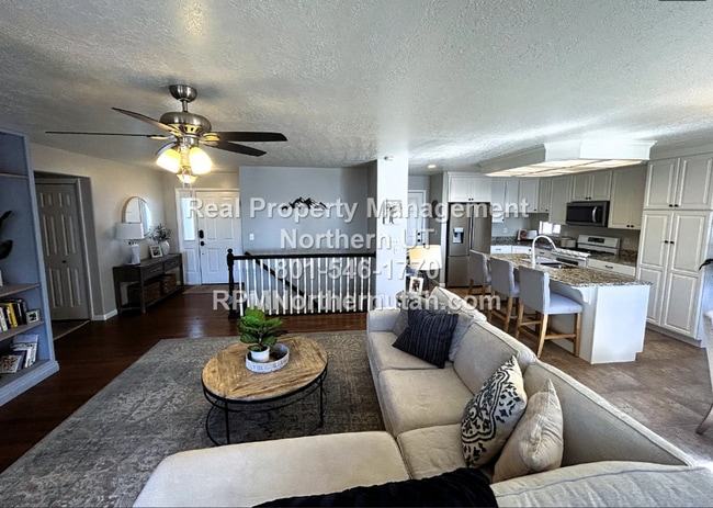 Photo - Large 5 bedroom home coming available in Layton