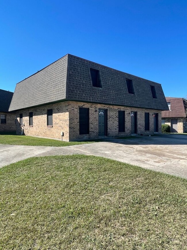 Building Photo - 306 Loire Ave Unit A