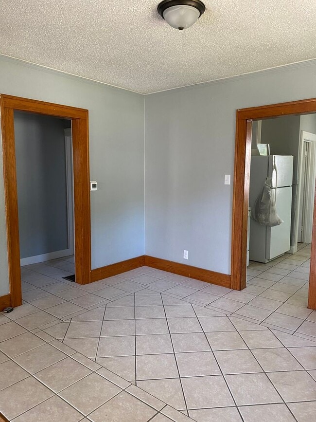 Photo - 718 Dawson St