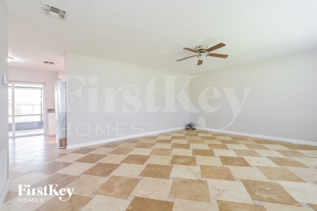 Photo - 497 Wurst Rd