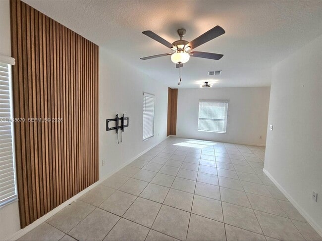 Photo - 6346 Back Forty Lp