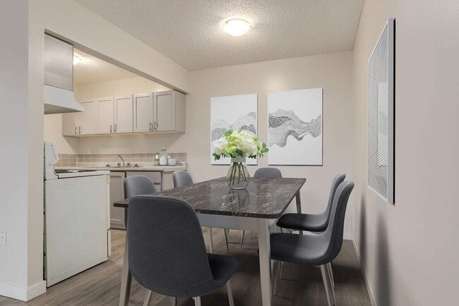 Jason Apartments